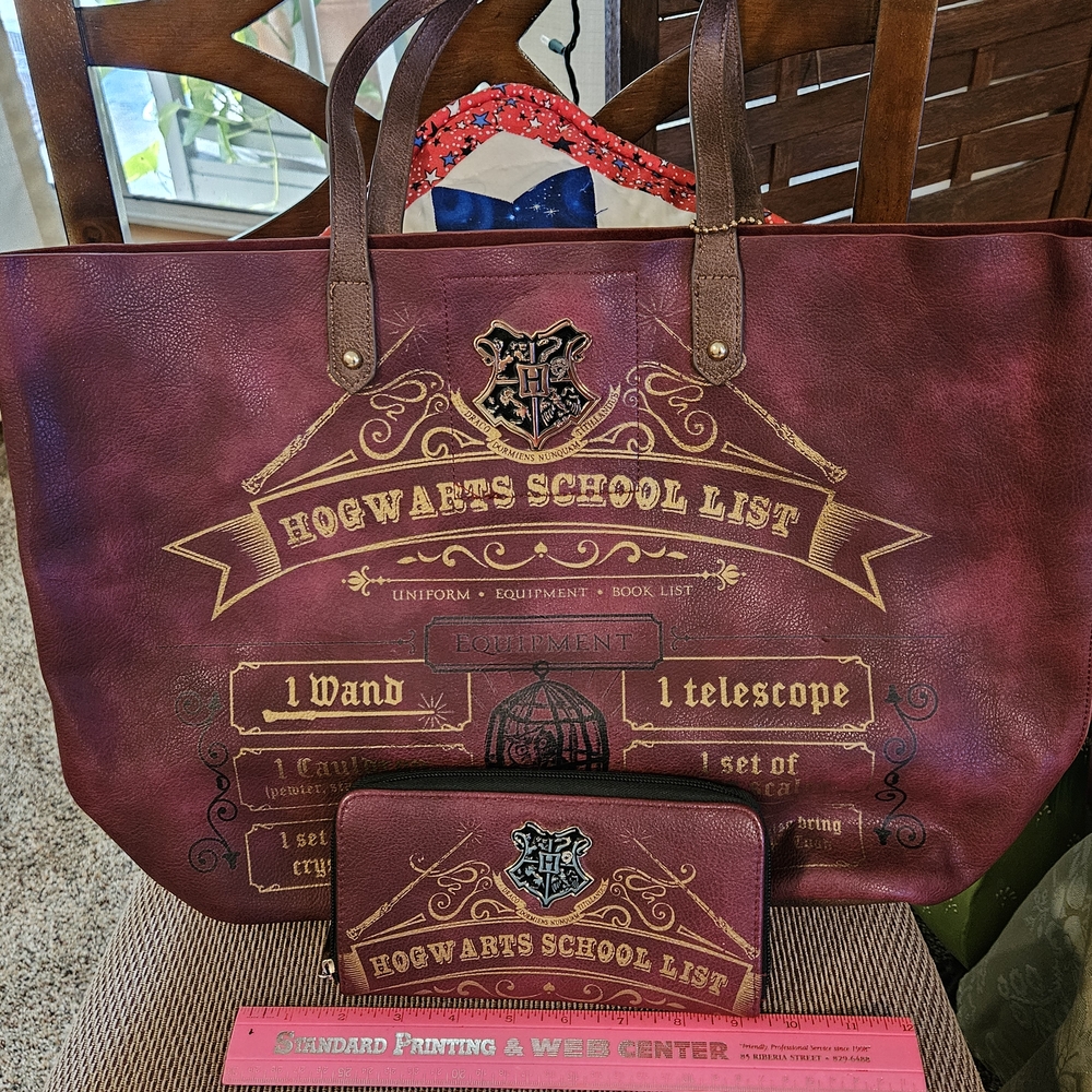 Hogwarts School List Tote and Wallet Set